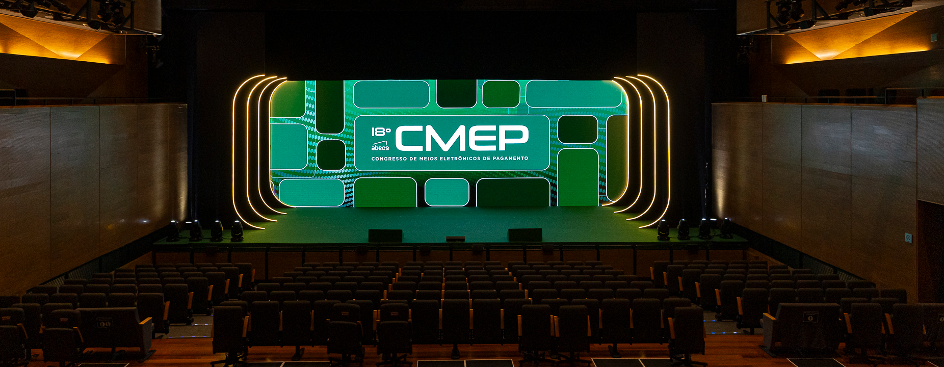 Imagem do palco do CMEP