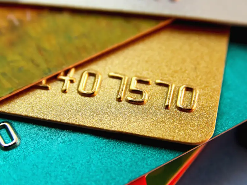 Pagamentos com cartões crescem 8,3% no primeiro trimestre de 2026 e movimentam R$ 1,1 trilhão